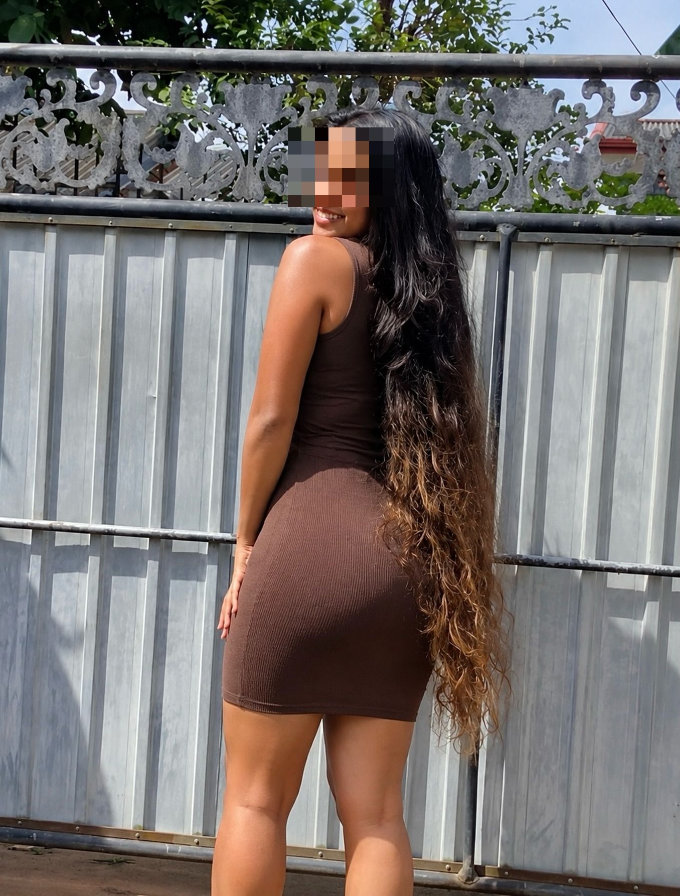 Naomi - sophisticated travel companion and dinner date partner